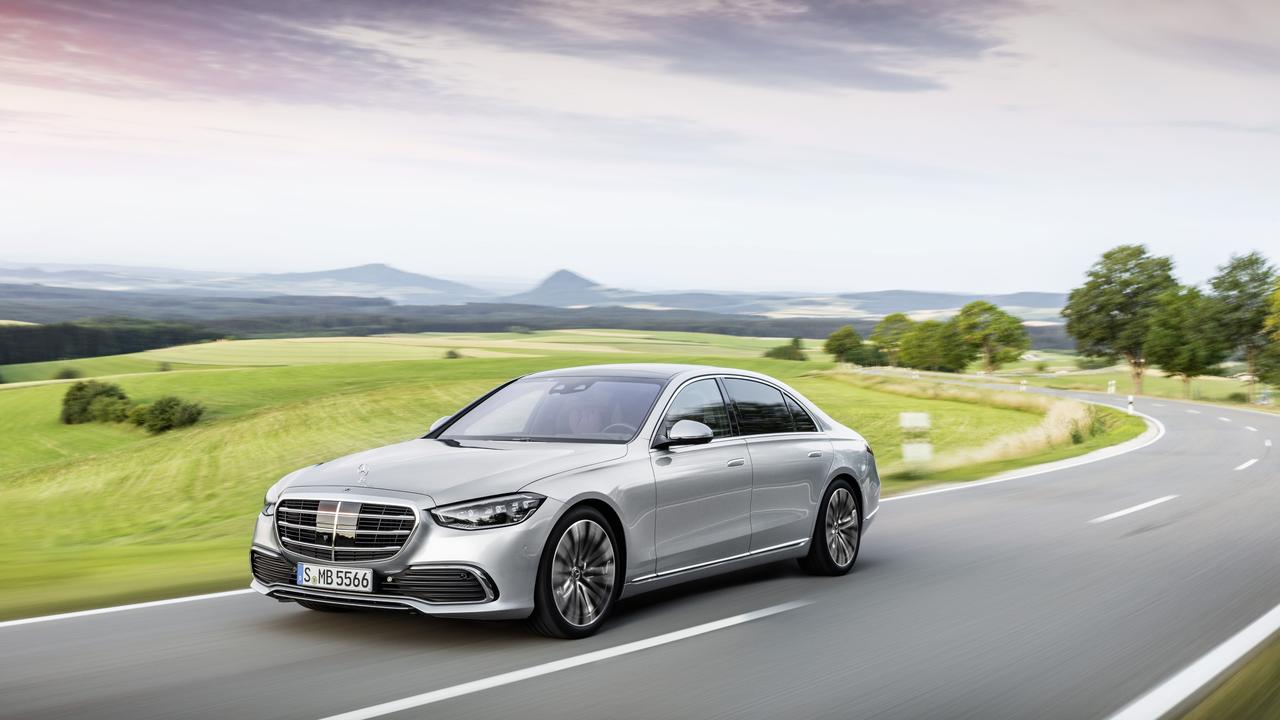 Sovereign comfort: the 2025 Mercedes-Benz S-Class for the Limousine Left