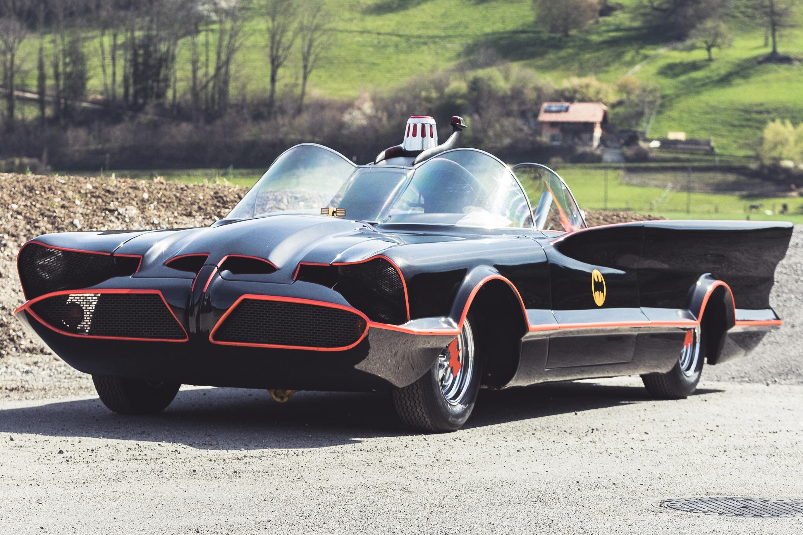 Lou's jewellery and Seb's undies: the Miami stars